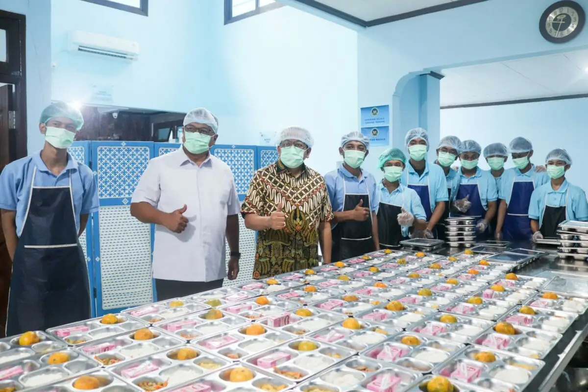 Bahaya Tak Terlihat di Dapur: Apakah Makanan SPPG Kita Sudah Benar Benar Aman